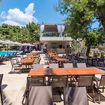 Poseidon Sea Hotel 4*