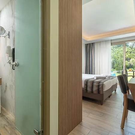 Poseidon Sea 4* نيوس مارماراس